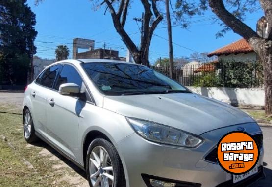Autos - Ford Focus 1.6 S 2016 Nafta 113000Km - En Venta