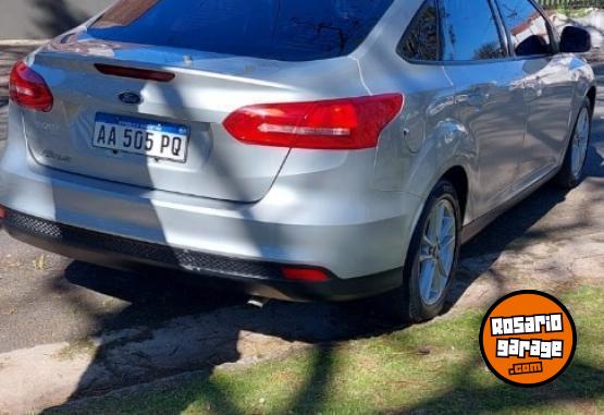 Autos - Ford Focus 1.6 S 2016 Nafta 113000Km - En Venta
