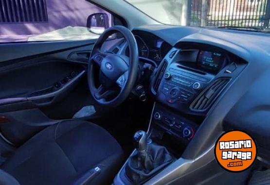 Autos - Ford Focus 1.6 S 2016 Nafta 113000Km - En Venta