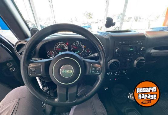 Camionetas - Jeep Wrangler Unlimited 2011 Nafta 200000Km - En Venta