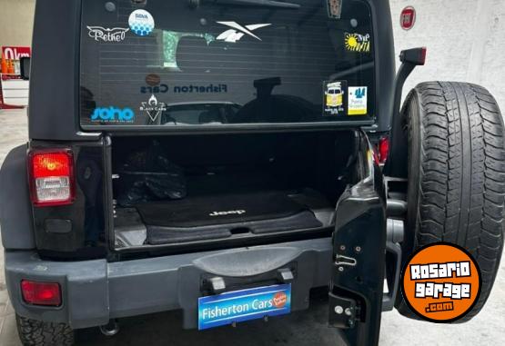 Camionetas - Jeep Wrangler Unlimited 2011 Nafta 200000Km - En Venta