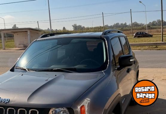 Camionetas - Jeep 095-RENEGADE SPORT 1.8 2017 Nafta 55000Km - En Venta