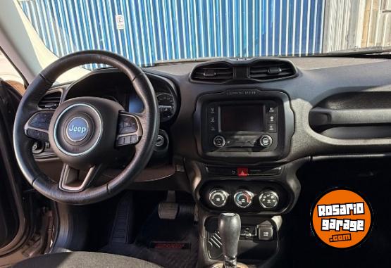 Camionetas - Jeep 095-RENEGADE SPORT 1.8 2017 Nafta 55000Km - En Venta