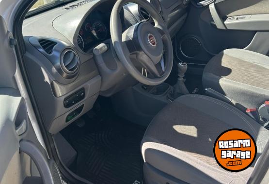 Autos - Fiat Palio Essence 1.6 2013 Nafta 124000Km - En Venta