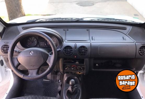 Utilitarios - Renault KANGOO 2015 Nafta 197000Km - En Venta