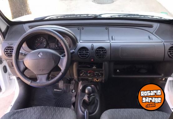 Utilitarios - Renault KANGOO 2015 Nafta 197000Km - En Venta