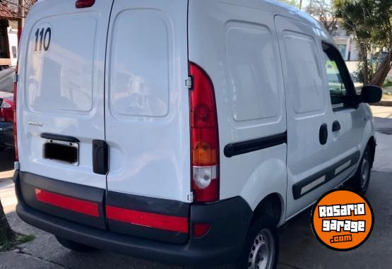 Utilitarios - Renault KANGOO 2015 Nafta 197000Km - En Venta