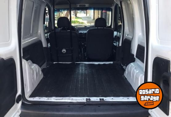 Utilitarios - Renault KANGOO 2015 Nafta 197000Km - En Venta