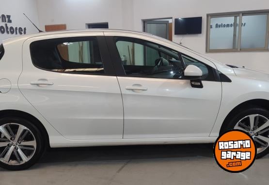 Autos - Peugeot 308 ALLURE PACK 2019 Diesel 104000Km - En Venta