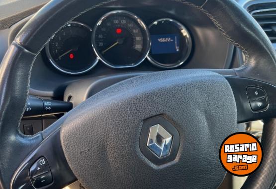 Autos - Renault Sandero Privilege 2017 Nafta 46000Km - En Venta