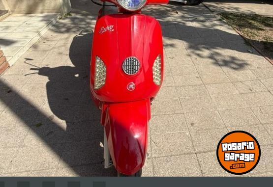 Motos - Motomel Strato Euro 2014 Nafta 5400Km - En Venta