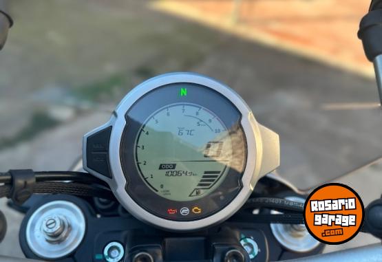 Motos - CF CLX-700 Heritage 2022 Nafta 10000Km - En Venta