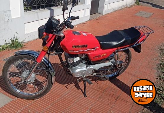 Motos - Suzuki Ax100 2023 Nafta 5000Km - En Venta
