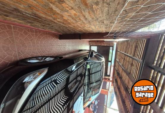 Autos - Bmw 120 i 2016 Nafta 130000Km - En Venta