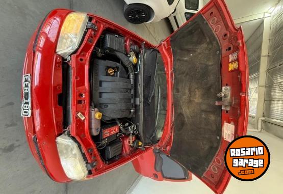 Autos - Fiat Siena 2003 GNC 205000Km - En Venta