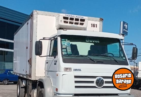 Camiones y Gras - Volkswagen 17220 con furgn Trmico (2011) - En Venta