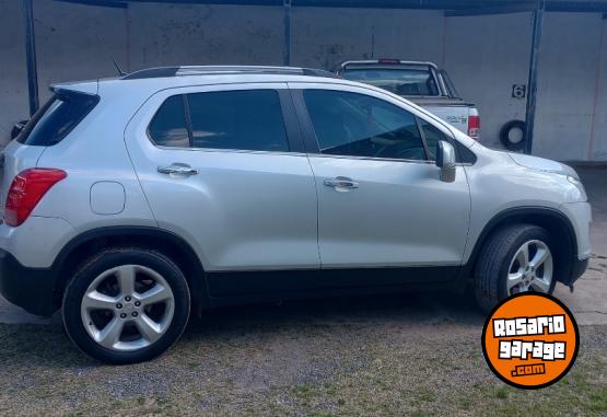 Camionetas - Chevrolet Tracker LTZ 4x4 at 2016 GNC 126000Km - En Venta