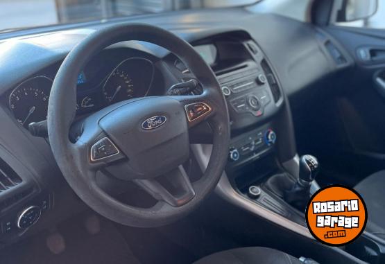 Autos - Ford Focus III 1.6 S 2016 Nafta 150000Km - En Venta