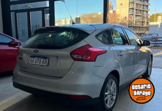 Autos - Ford Focus III 1.6 S 2016 Nafta 150000Km - En Venta