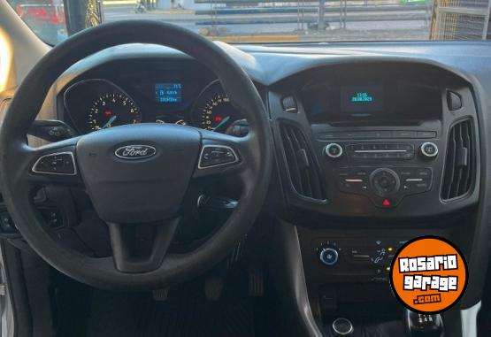 Autos - Ford Focus III 1.6 S 2016 Nafta 150000Km - En Venta