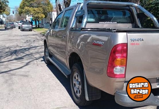 Camionetas - Toyota HILUX 2009 Diesel 258000Km - En Venta