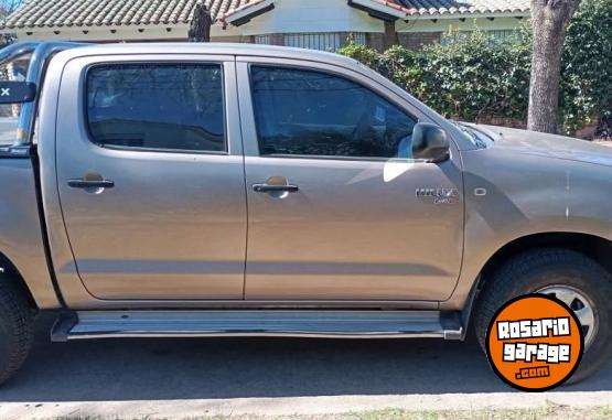 Camionetas - Toyota HILUX 2009 Diesel 258000Km - En Venta