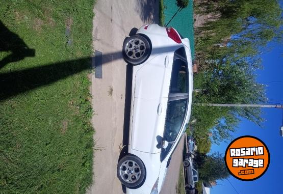 Autos - Ford Fiesta kinetic 2013 Nafta 1Km - En Venta