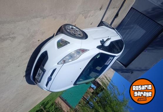 Autos - Ford Fiesta kinetic 2013 Nafta 1Km - En Venta