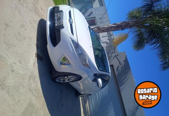 Autos - Ford Fiesta kinetic 2013 Nafta 1Km - En Venta