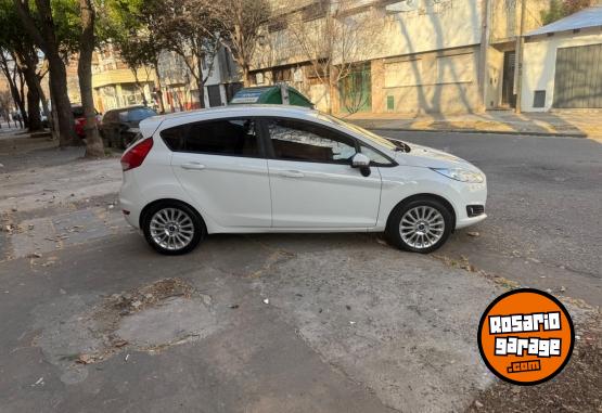 Autos - Ford Fiesta se 2017 Nafta 100000Km - En Venta