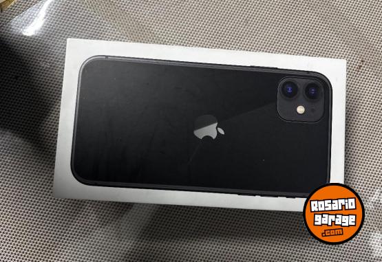 Telefona - Cajas vacas de iPhone 11 y 9  y airpods - En Venta