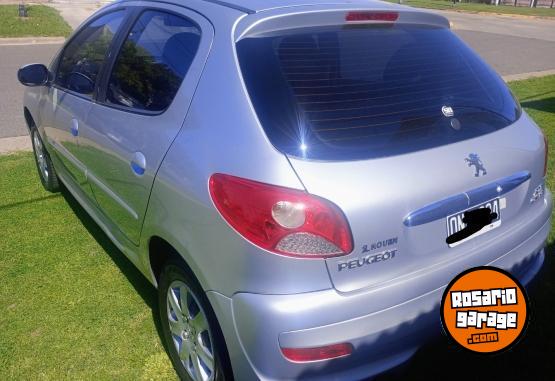 Autos - Peugeot 207 2015 Nafta 93000Km - En Venta