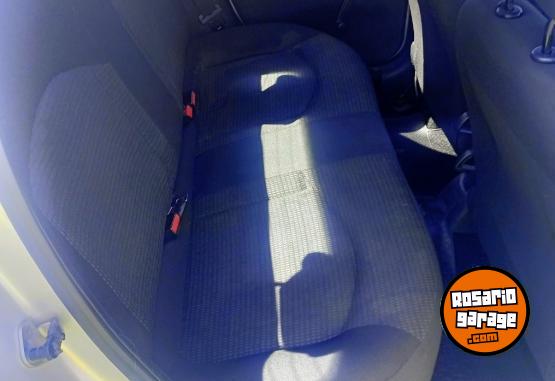 Autos - Peugeot 207 2015 Nafta 93000Km - En Venta