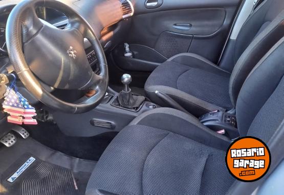 Autos - Peugeot 207 COMPACT 2011 GNC 275000Km - En Venta