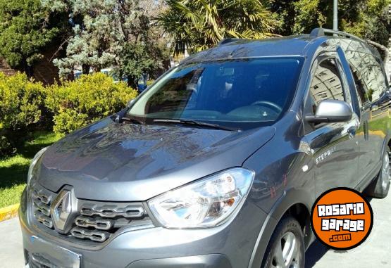Utilitarios - Renault KANGOO II STEPWAY TD 2021 Diesel 90000Km - En Venta