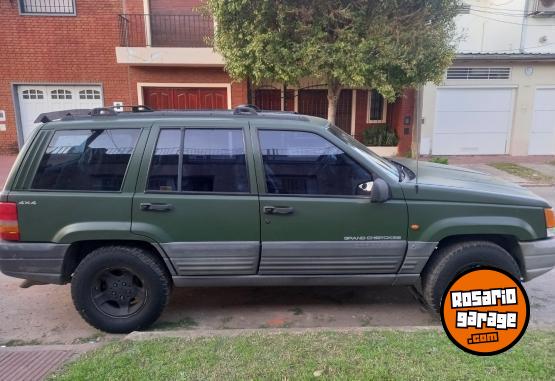 Camionetas - Jeep Grand Cherokee 4.0 1999 Nafta 384000Km - En Venta