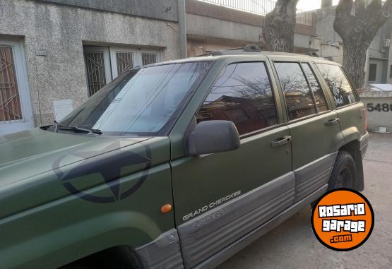Camionetas - Jeep Grand Cherokee 4.0 1999 Nafta 384000Km - En Venta