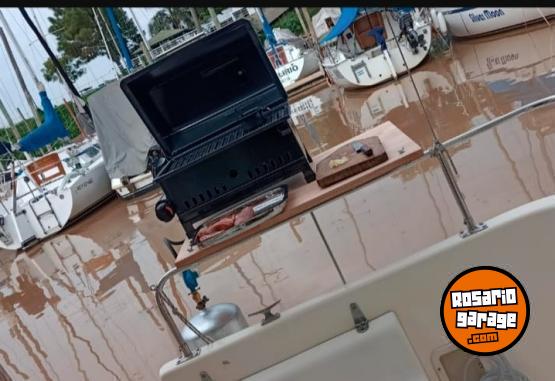 Embarcaciones - FISHER CABIN 710 - En Venta