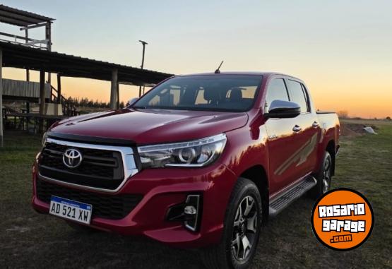 Camionetas - Toyota HILUX SRX AT 2019 Diesel 130000Km - En Venta