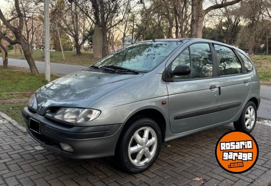 Autos - Renault Renault Scenic 2.0 2000 Nafta 263000Km - En Venta