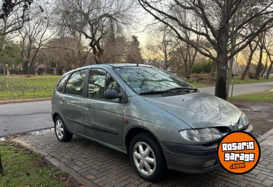Autos - Renault Renault Scenic 2.0 2000 Nafta 263000Km - En Venta