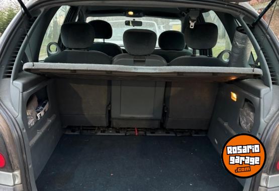 Autos - Renault Renault Scenic 2.0 2000 Nafta 263000Km - En Venta