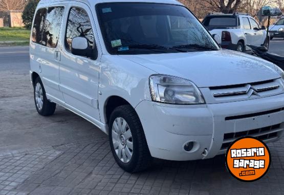 Utilitarios - Citroen BerlingoXTR 2015 Diesel 189000Km - En Venta