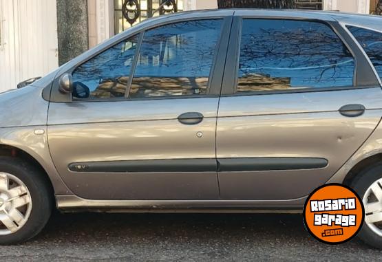 Autos - Renault Scenic 2008 Nafta 168500Km - En Venta