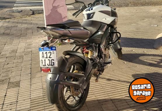 Motos - Benelli Leoncino 2022 Nafta 2500Km - En Venta