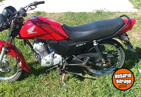 Motos - Honda CB1 125 2014 Nafta 15000Km - En Venta