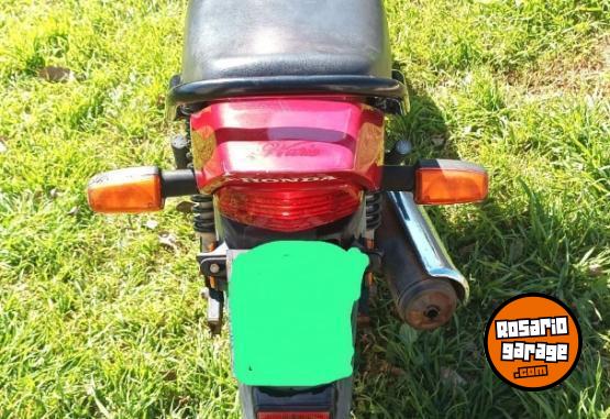 Motos - Honda CB1 125 2014 Nafta 15000Km - En Venta