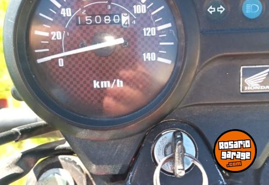 Motos - Honda CB1 125 2014 Nafta 15000Km - En Venta