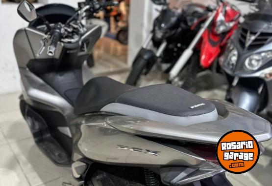 Motos - Honda PCX 150 2019 Nafta 31000Km - En Venta