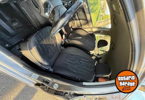 Autos - Kia Picanto 2012 Nafta 132000Km - En Venta